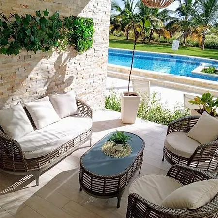 Peace Pool & Comfort At Hard Rock